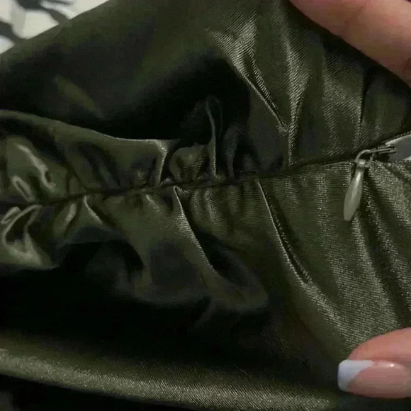 Dark Green Midi Dress - Picture 5 of 6